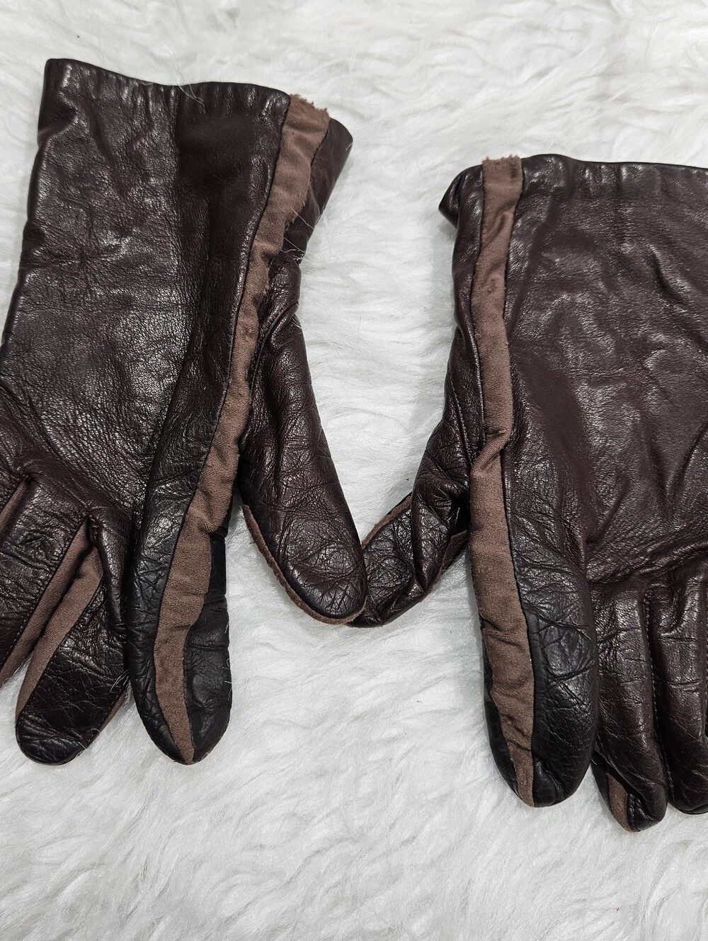 Vintage Aris Dark Brown Leather Gloves with Chestnut Trim